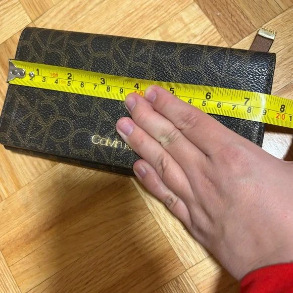 Calvin Klein Monogram Wallet - Picture 3 of 5